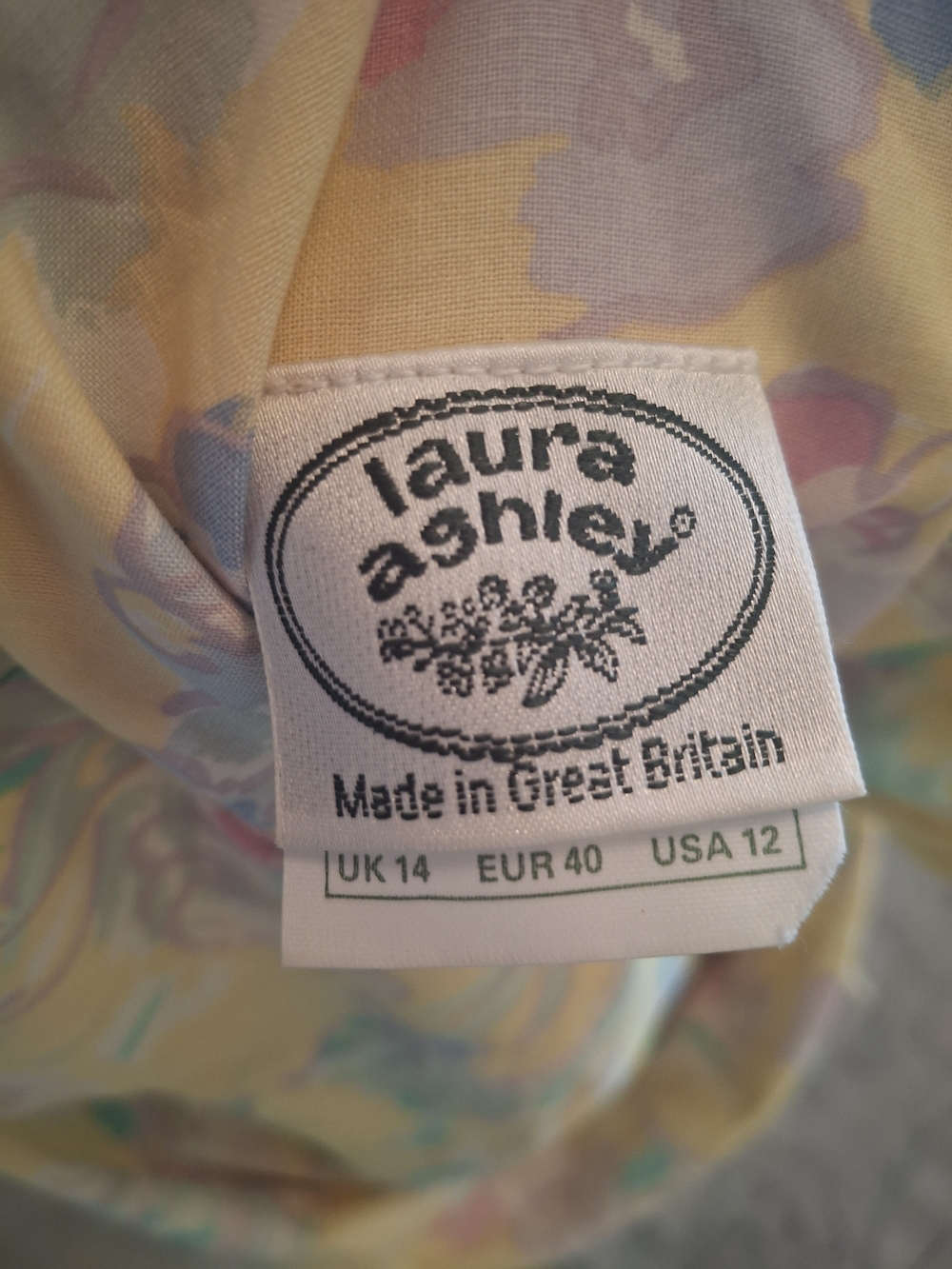 Vintage Laura Ashley Pastel Yellow Floral Dress - Picture 3 of 4